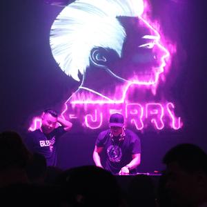 Nikos Xilouris-气氛 拍手 爆 12月 (DJ M & HK Jerry)（HKJERRY remix）