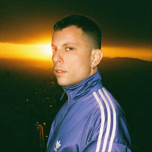 Λούσε Με Με Πόνο