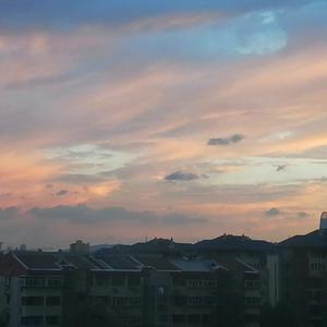 不曾再见那日的晚霞