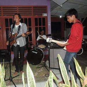 Suci ( Menangis Lagi )