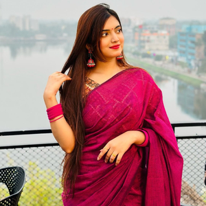 যতনে বানানো সোনার একটা পিঞ্জিরা না