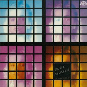 Here Comes My Show (To preto)