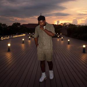 Rooftop Ambition (feat. Latifa White & ItsCakess)