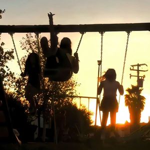 Hoa(圣罗兰之花不会凋零)