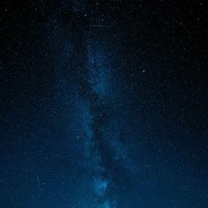 별은 잠들지 않는다