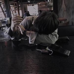 就放手吧，别想他