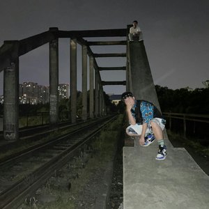 Froggy-Froggy-成都没下雪，你也不会来（poi森 remix）