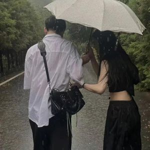 烟火熄灭后的呼吸