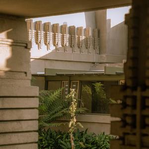 vertigo (feat. linnea)