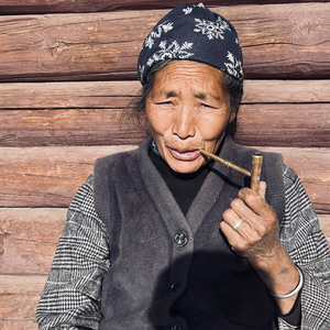 彝山深处最美索玛花