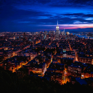 Ночь на повторе