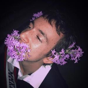 EUHHHH (feat. Luke Dyer)