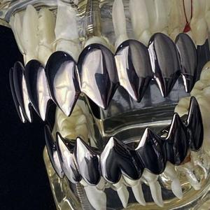 MANDIBLE