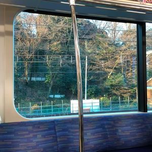 車の窓を開けて（摇下车窗日语）