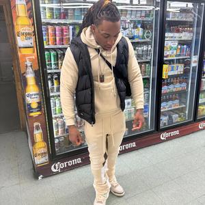 Dark Tint (feat. 2Street2Raw)