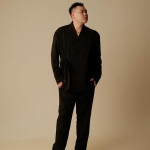 除了她,其他人都是将就