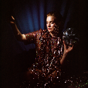 Jos helposti rakastuu