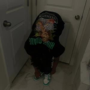 Rp10 (feat. Treysoslimey)