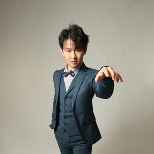 《和你一样》演唱：殷坤 伴奏