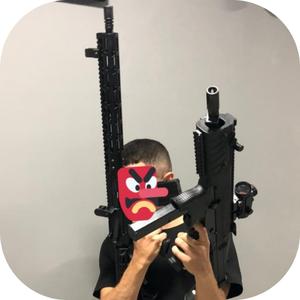 MT (SE IMPRESSIONOU QUANDO APONTEI DE MIRA A LASER)