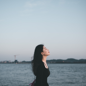 你一定要幸福.MP3