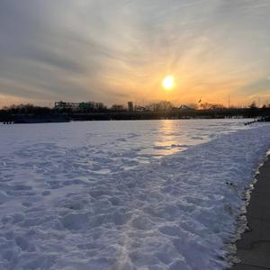 zoey 101 (feat. Runitskai)