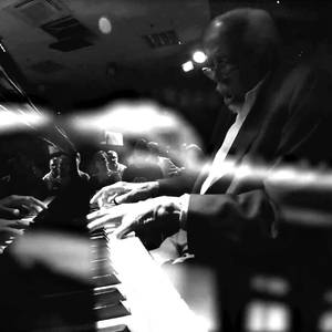 在售丨“When you kiss me”