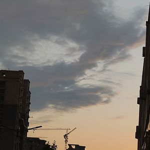 WAV文件_霓虹尽头_23610384425745429_1752563798831