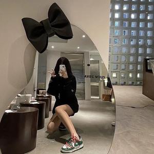 你说她来者不拒