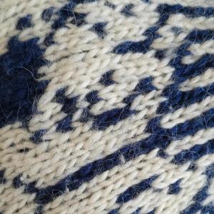 Laulu kolmesta cowboysta, jotka ratsastavat kaupungista pois