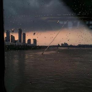 爱是三万里程孤单