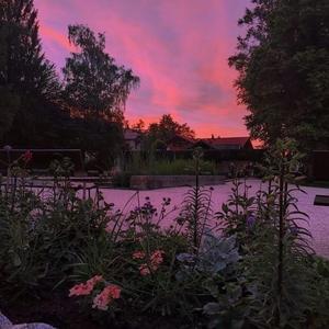 600 Miles Away (feat. spookybands)