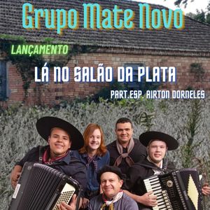 Lá no Salão da Plata