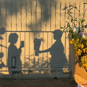 我手捧玫瑰站在门口(prod.by Morrow)