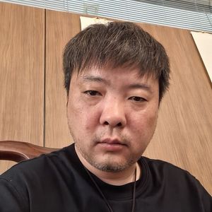与世无温柔，闪耀出道