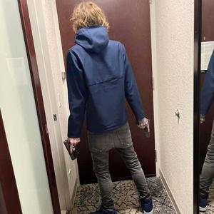 elevator (feat. snakechildpain)