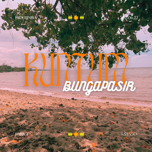 Jatuh Cinta Di Pantai