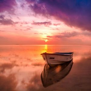 一叶扁舟（优质舒缓钢琴曲）