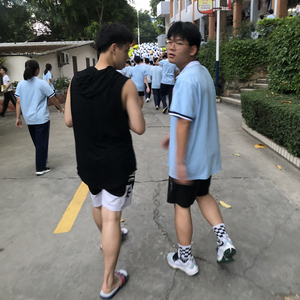 收敛（Cover韩仁毅炜贵）