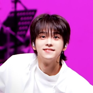 plot twist (Band LIVE)