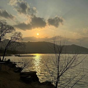 可怜我一身傲骨 (烟嗓版)