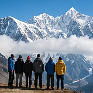 在雪山下的我们