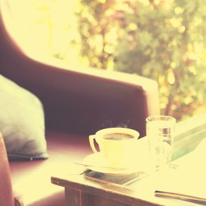 抚慰的朋友们回忆