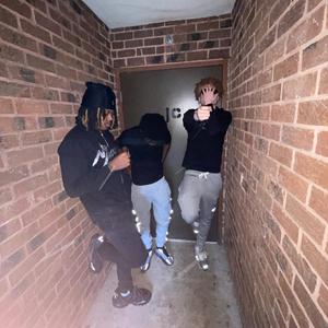 Pretty P (feat. YNLpeezy & Mizwopp)