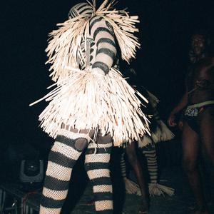 Manai (feat. Ora & Khevdee)