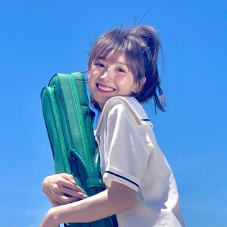再无聊的事物，与你联想一起都变得有了意义