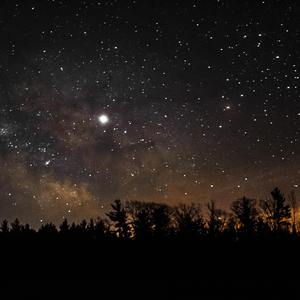 夜空中最亮的星