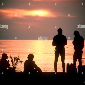 its 3 am // glass beach