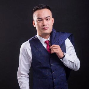 坚持的花_忻成