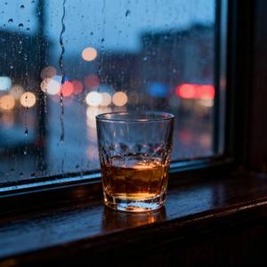 微醺雨夜里的味道